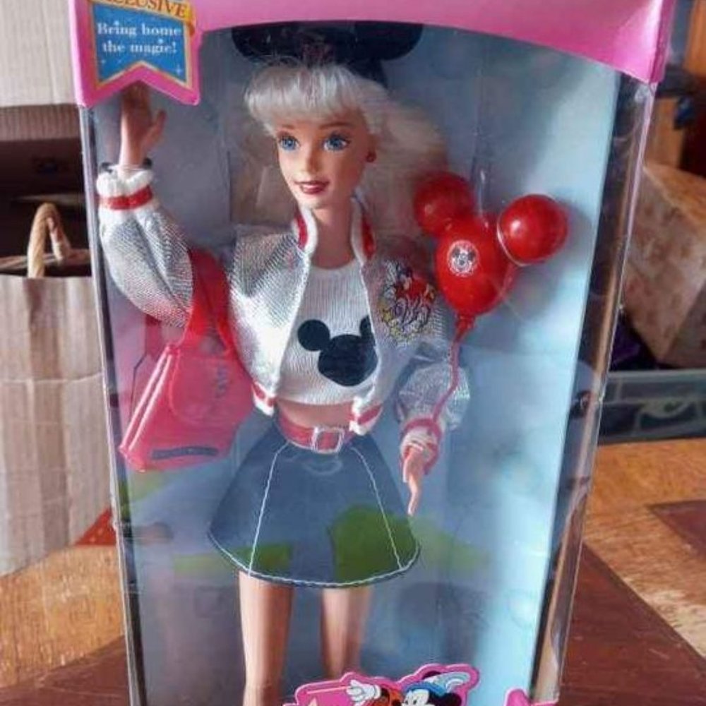SPECIAL EDITION 25TH ANNIVERSARY WALT DISNEY WORLD BARBIE UNOPENED 1996